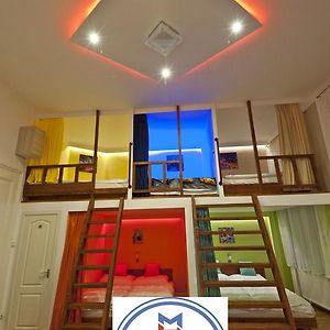 Metropolis Hostel